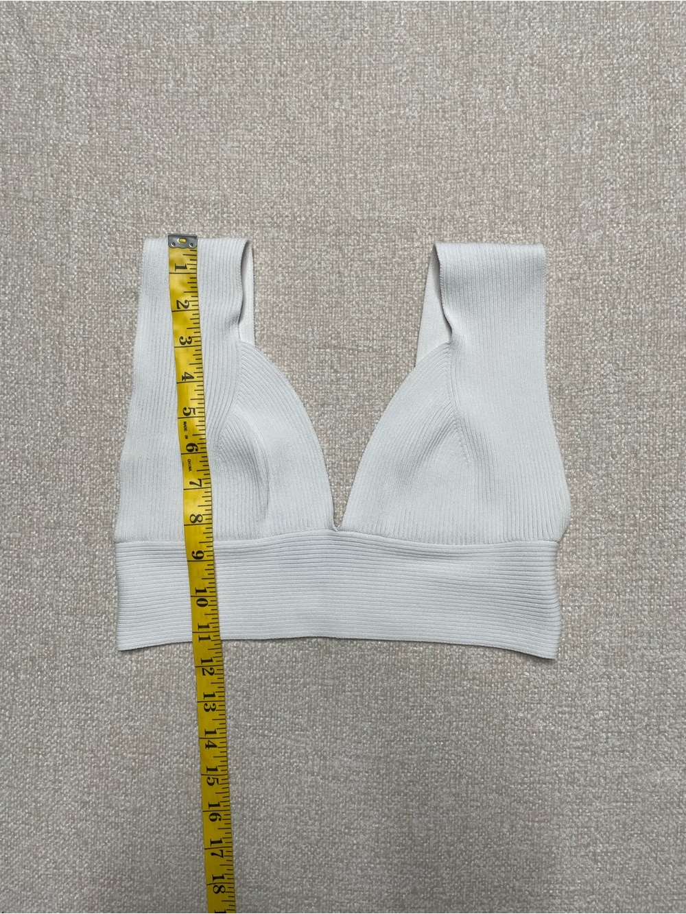 Missguided White Ribbed Cropped V-Neck Tank - Picture 5 of 7